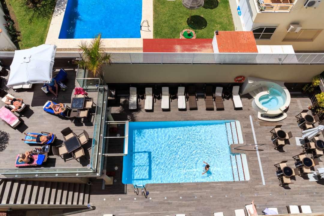 Отель Moon Dreams Torremolinos - Adults Recommended Экстерьер фото